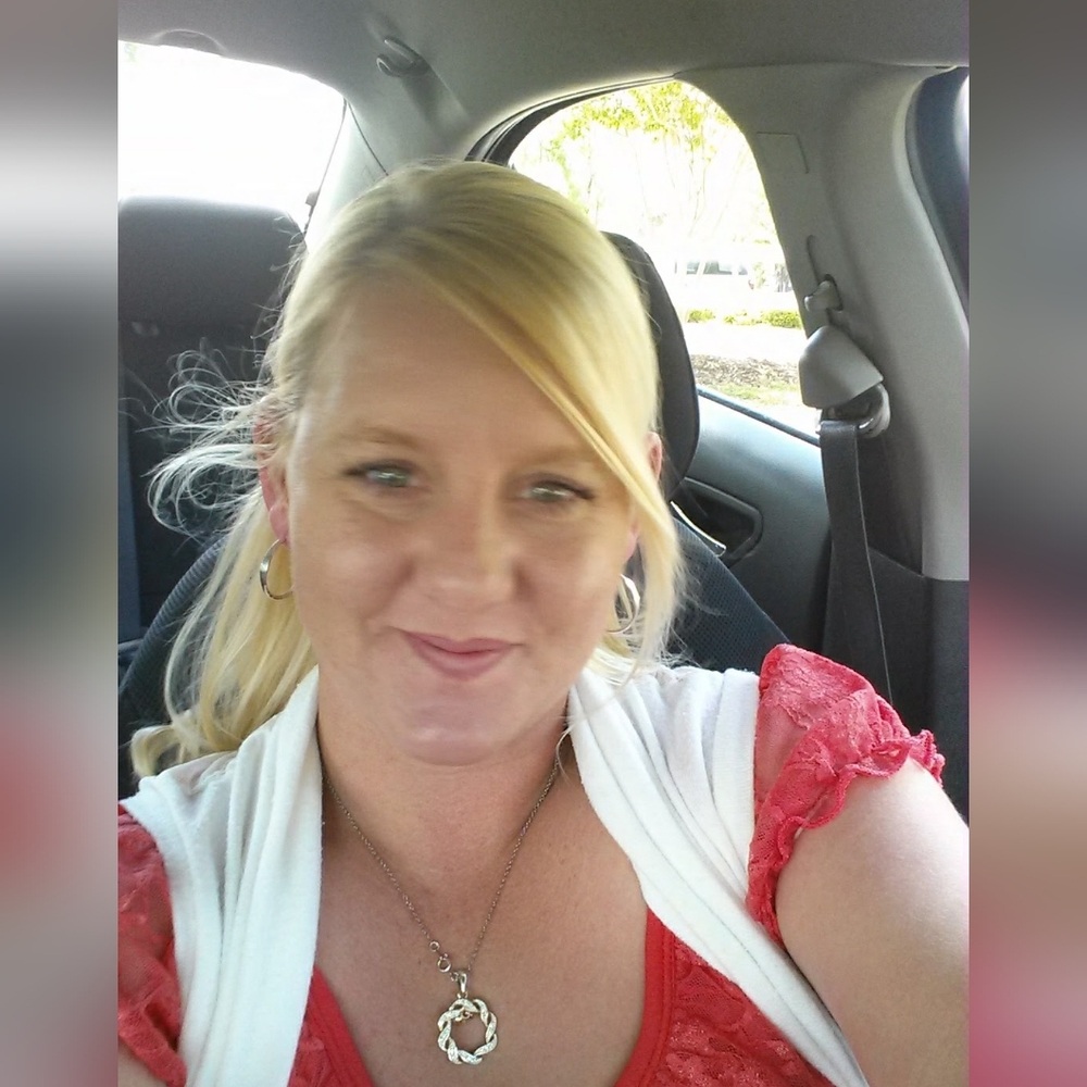 Meet your Posher, Christina